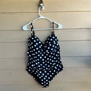 Catalina Black & white polka dot one piece swimsuit Size XL Vacation Beach